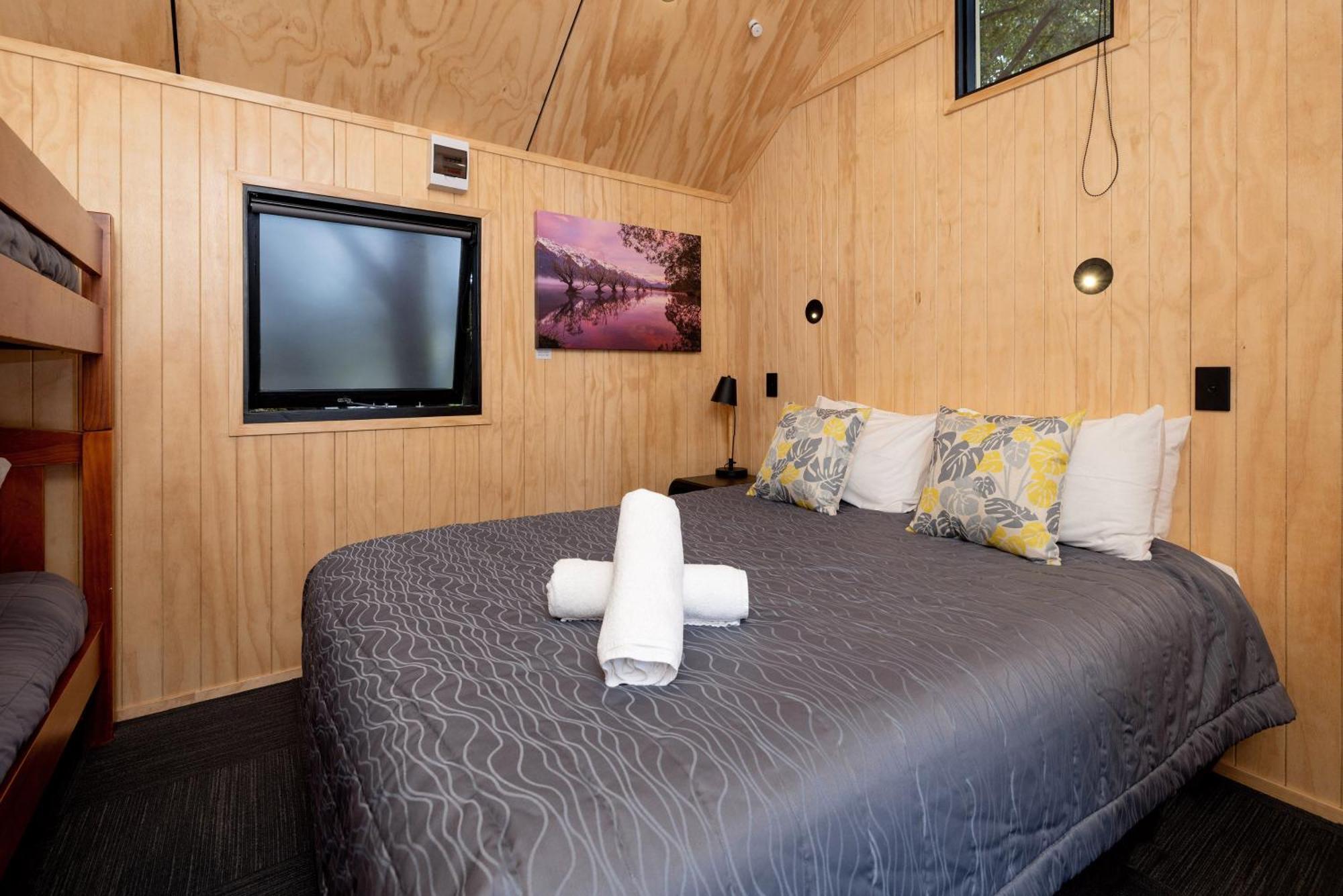 Queenstown Top 10 Holiday Park Exterior foto